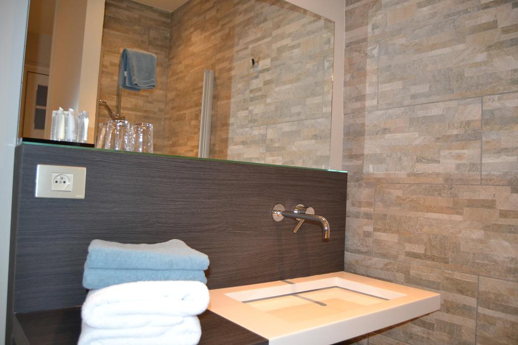 Charles Cabour Bed & Breakfast De Panne