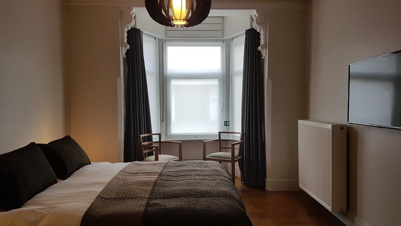 Bed & Breakfast Charles Cabour De Panne